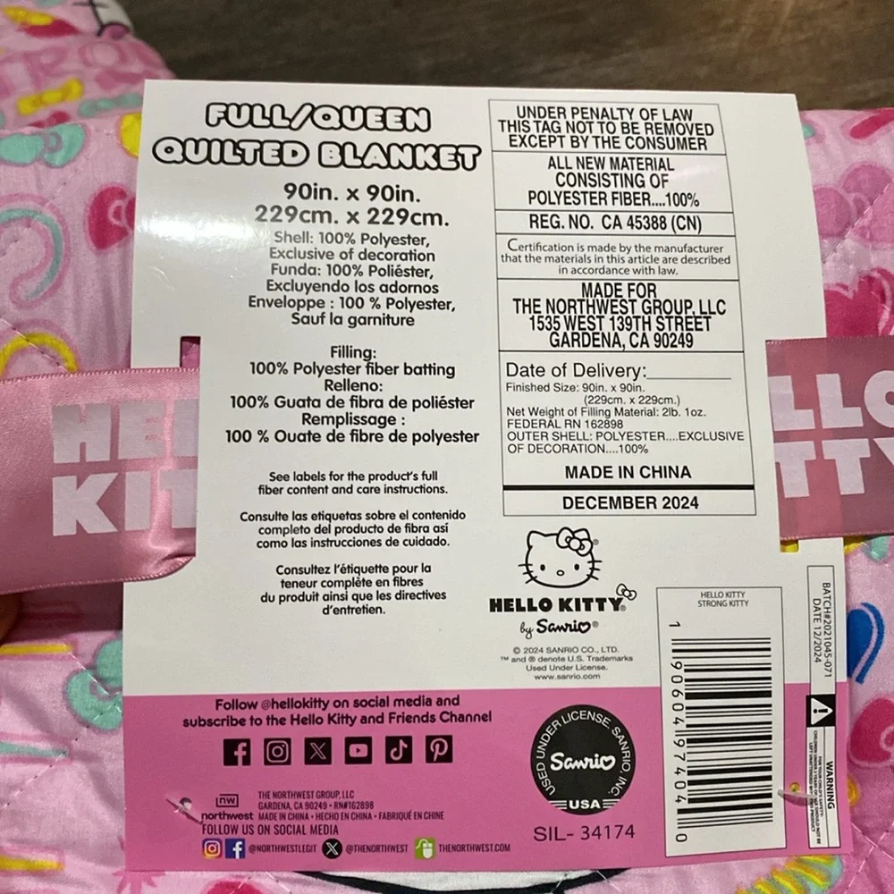 Hello Kitty Quilted Blanket Full/Queen